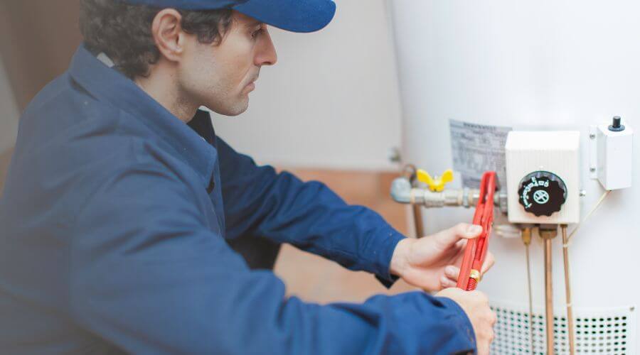 Expert burst pipe repair services in Bennet, NE